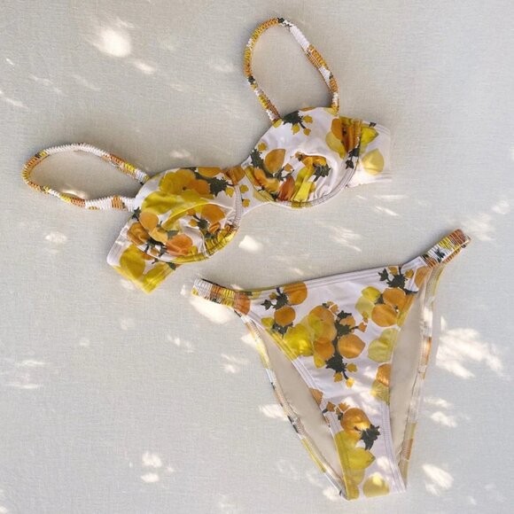 NWT Peony Holiday Bikini Top Size S - Picture 12 of 16